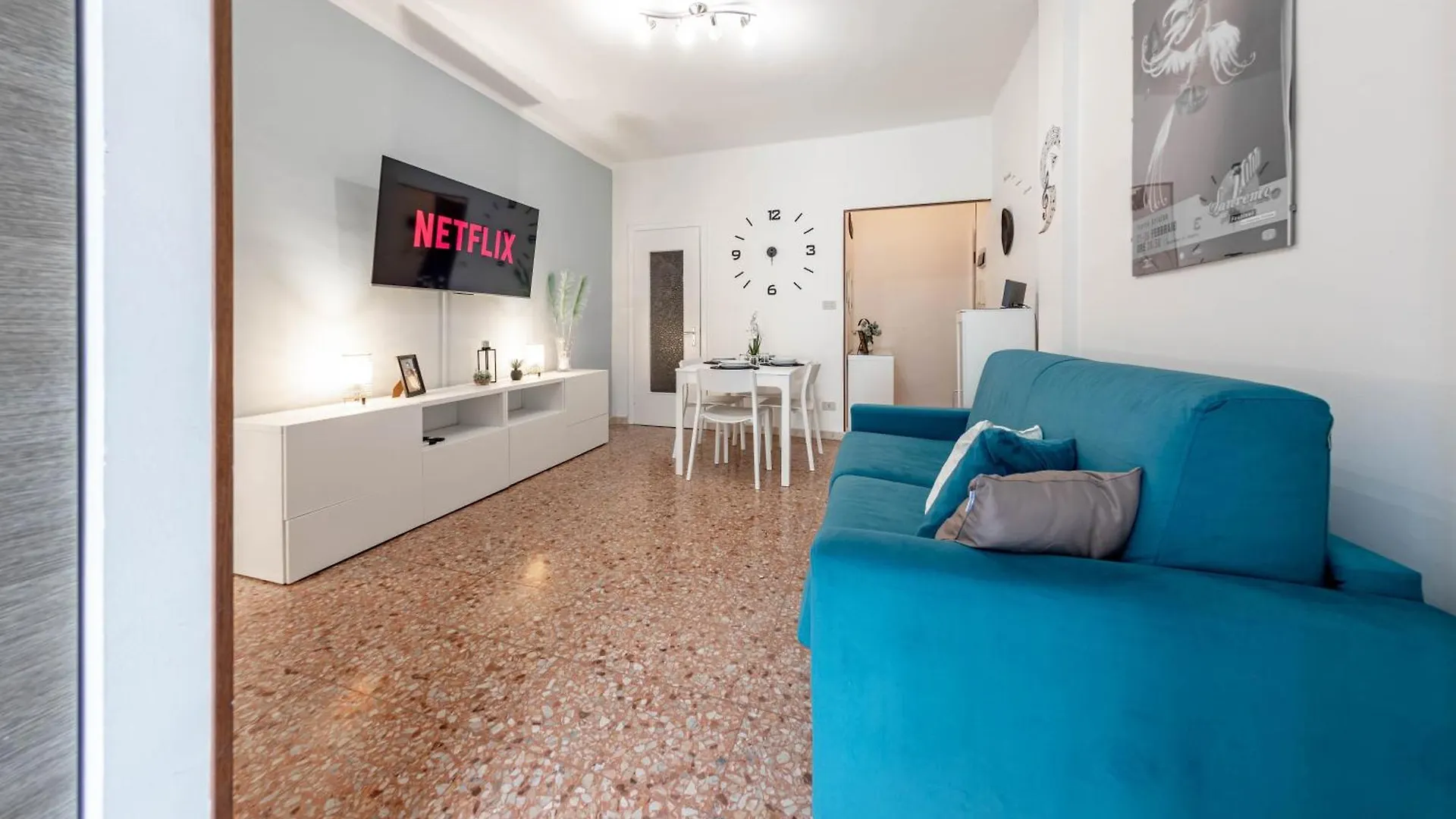 Appartamento H11 - CENTRO PIAZZA COLOMBO - Parcheggio Privato Sanremo